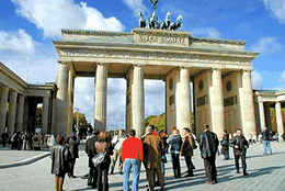 The New Berlin walking tour