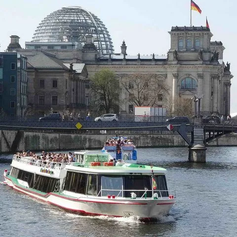 Berlin Stadtrundfahrt Spree