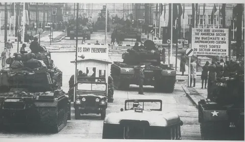 Checkpoint Charlie Berlin Wall Tour